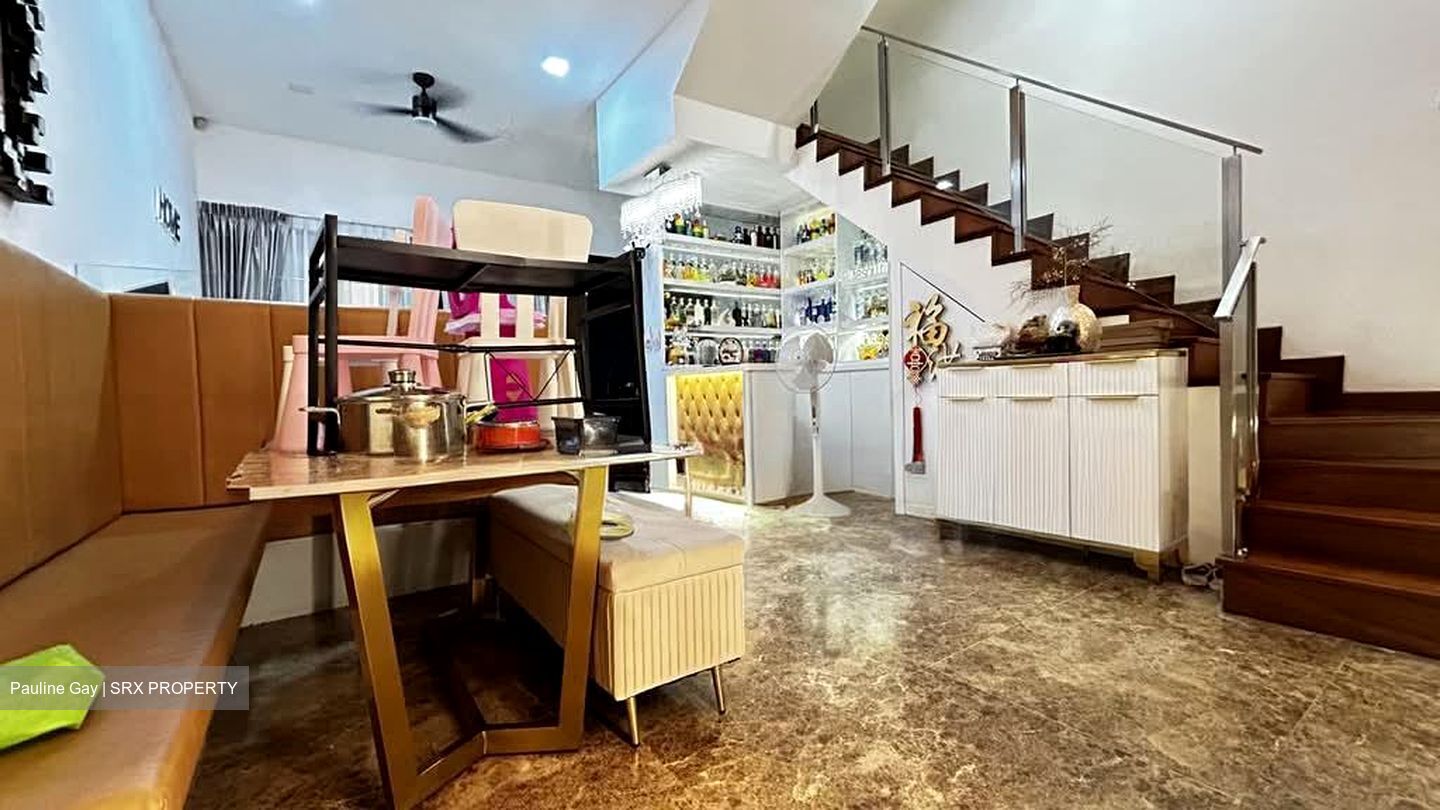 Poh Huat Road (D19), Terrace #590294411